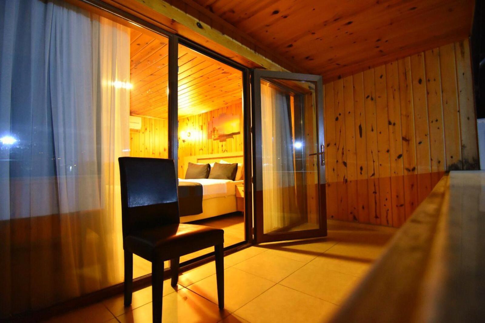 טראבזון Green Palace Suite Hotel מראה חיצוני תמונה